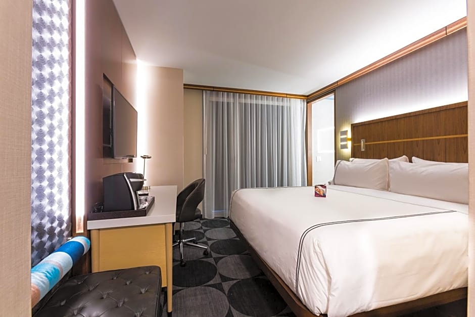 Crowne Plaza HY36 Midtown Manhattan By IHG