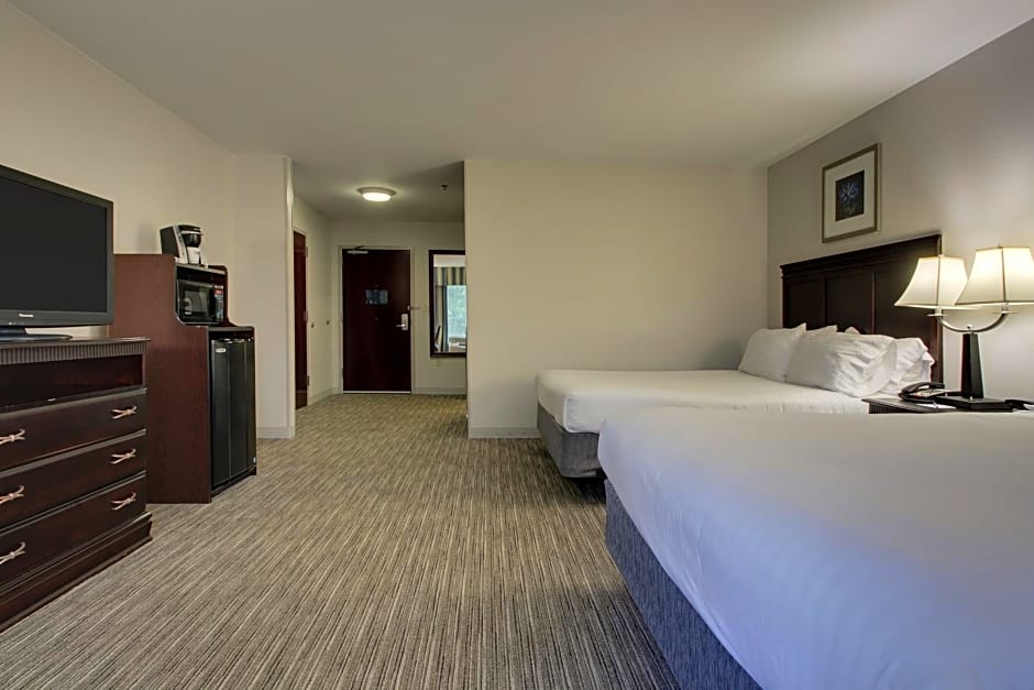 Holiday Inn Express Hotel & Suites Middleboro Raynham