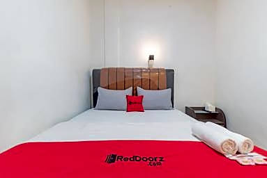 RedDoorz Syariah near KBC Batam Centre