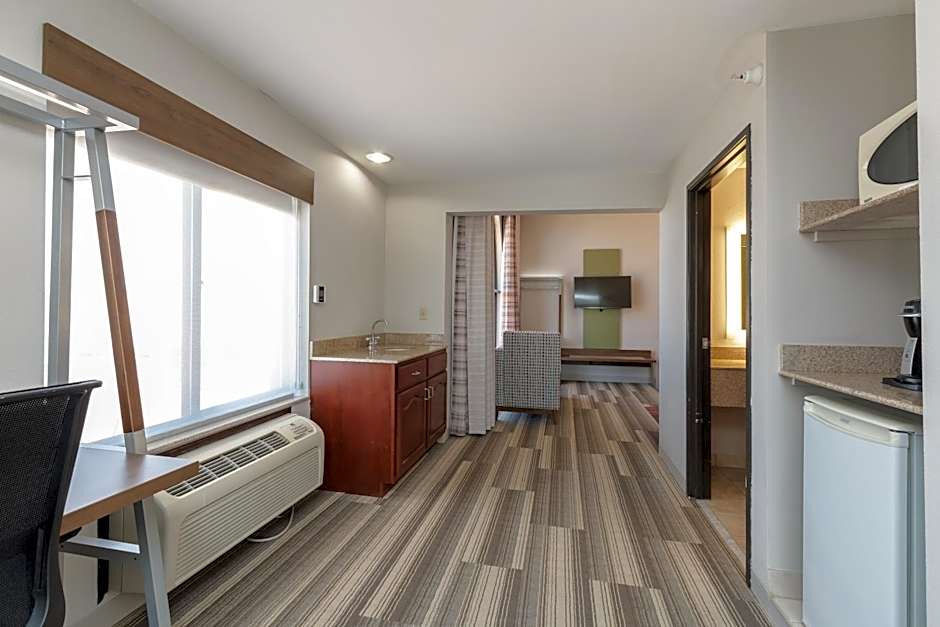 Holiday Inn Express Hotel & Suites South Bend Notre Dame Univ. By IHG