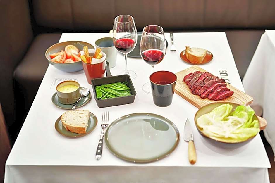 Alexandra Barcelona Hotel, Curio Collection by Hilton