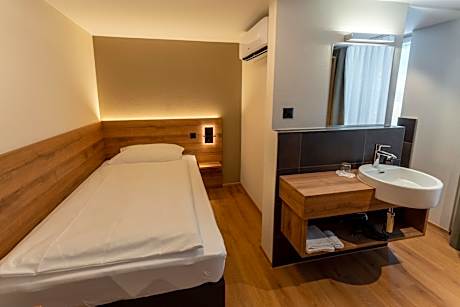 ZIEGELHÜSI Hotel - Self CheckIn, Stettlen bei Bern