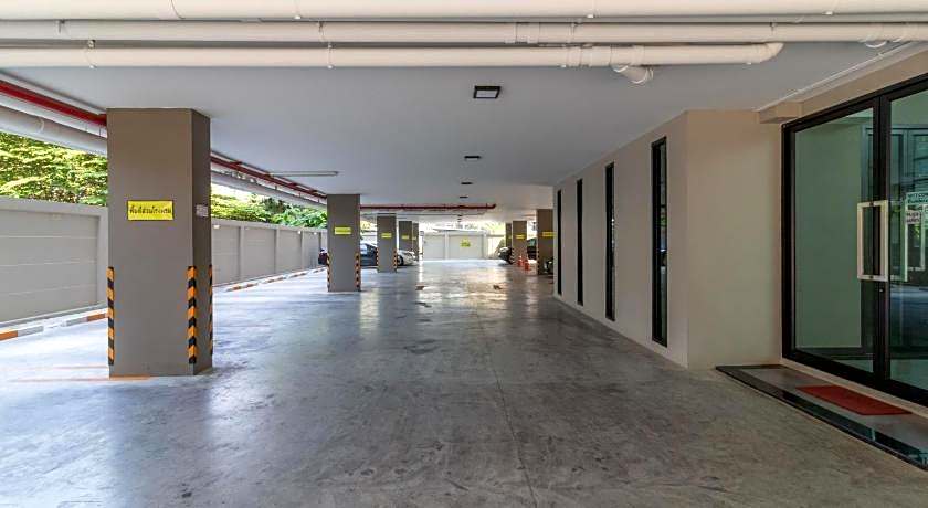 Casa Luxe Hotel and Resident