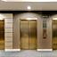 CLUB QUARTERS HOTEL, CENTRAL LOOP