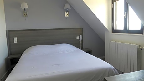 Double Room Mansardée with Sea View