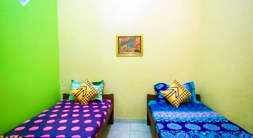 OYO 2440 Wallet Family Residence Syariah