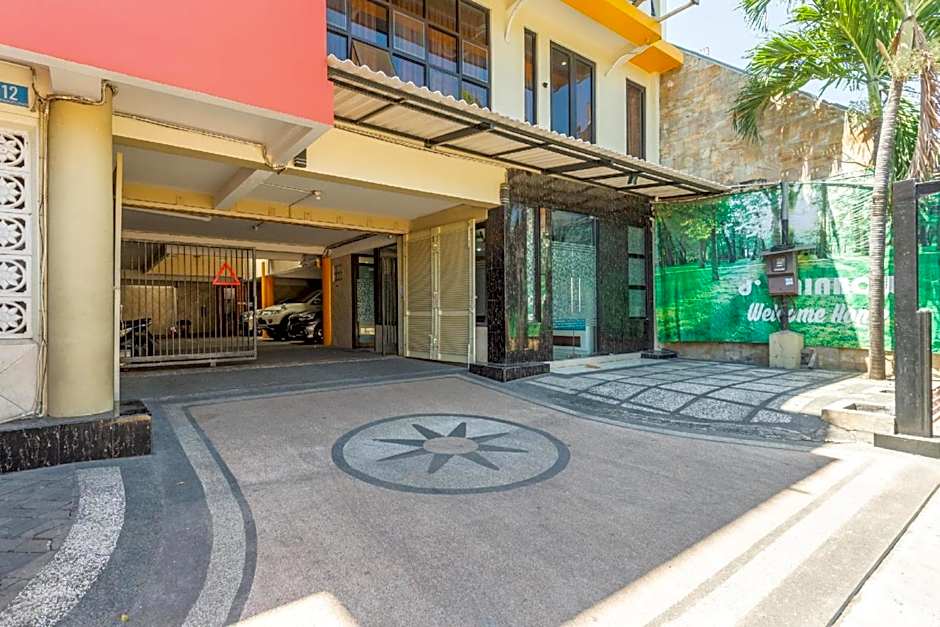 Hotel O Surabaya City Center Near Wonokromo Station