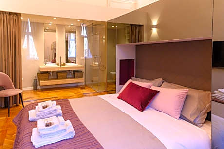 Two-Bedroom Apartment with Garden View