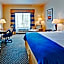 Holiday Inn Express Delano Highway 99 By IHG