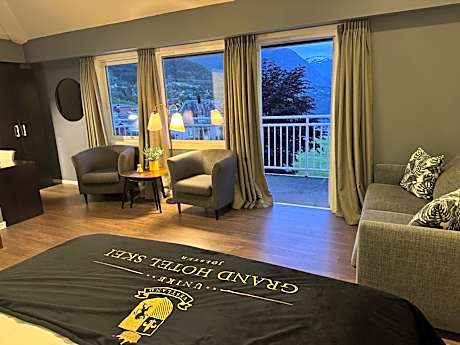 Superior Twin or Double Room