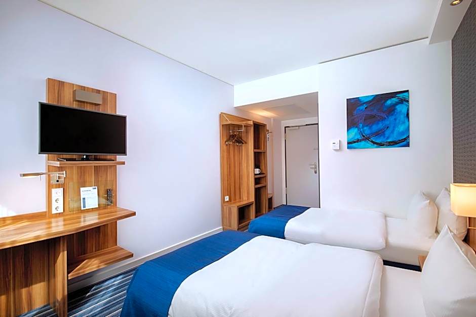 Holiday Inn Express Bremen Airport By IHG