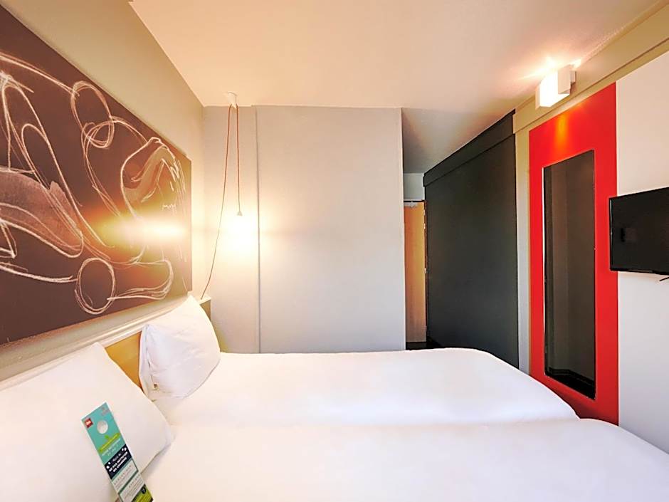 ibis Lyon Gerland MusÃ©e des Confluences