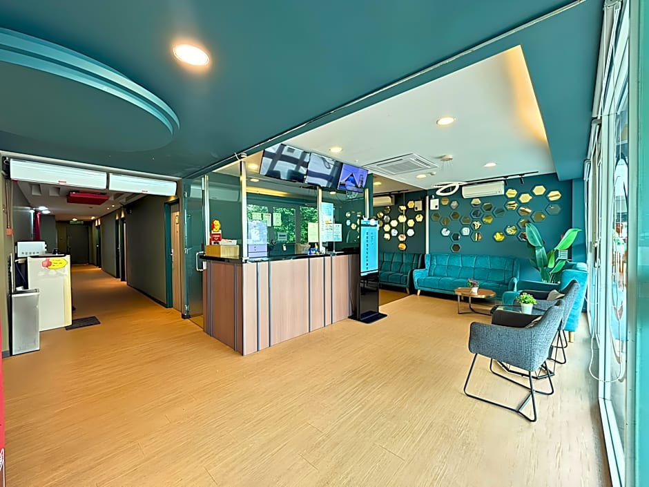 Smile hotel C180 Cheras Selatan