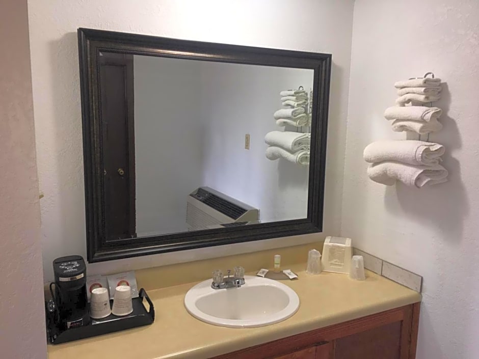 Finn's Motel