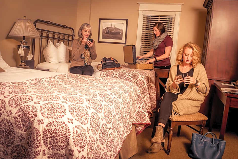 The Sacajawea Hotel