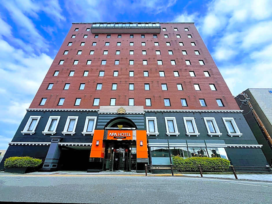 Apa Hotel Tonami-Ekimae