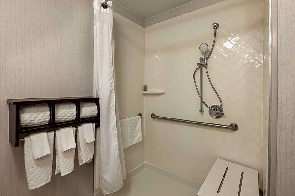 Best Western Watertown Inn and Suites