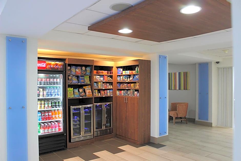 Holiday Inn Express Hotel & Suites Clewiston By IHG