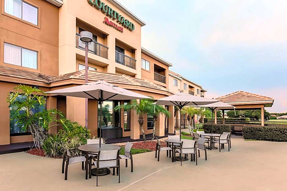 Courtyard by Marriott Orlando Lake Mary/North