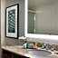 Hilton Chicago/Magnificent Mile Suites