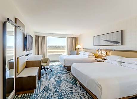 Radisson Hotel Santa Maria