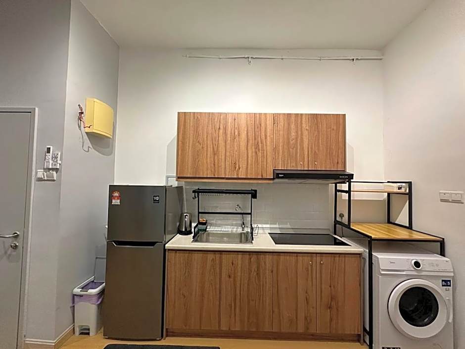 Inadh Suite Makhota Valley