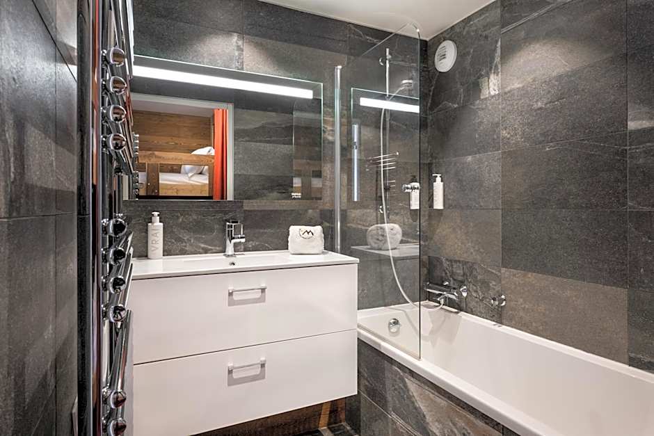 Hôtel Ski Lodge - Chambres & Appartements - Village Montana
