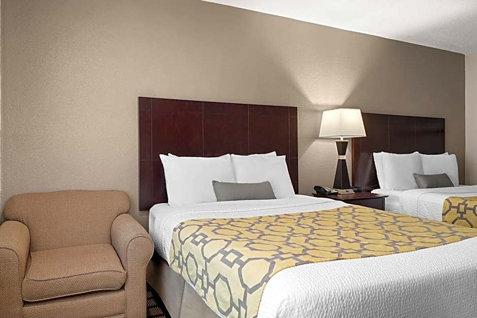 Baymont by Wyndham Jefferson City