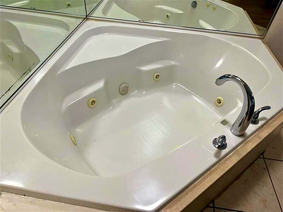 Stayable Suites Lakeland