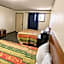 Capri Motel By OYO Elwood, Wathena