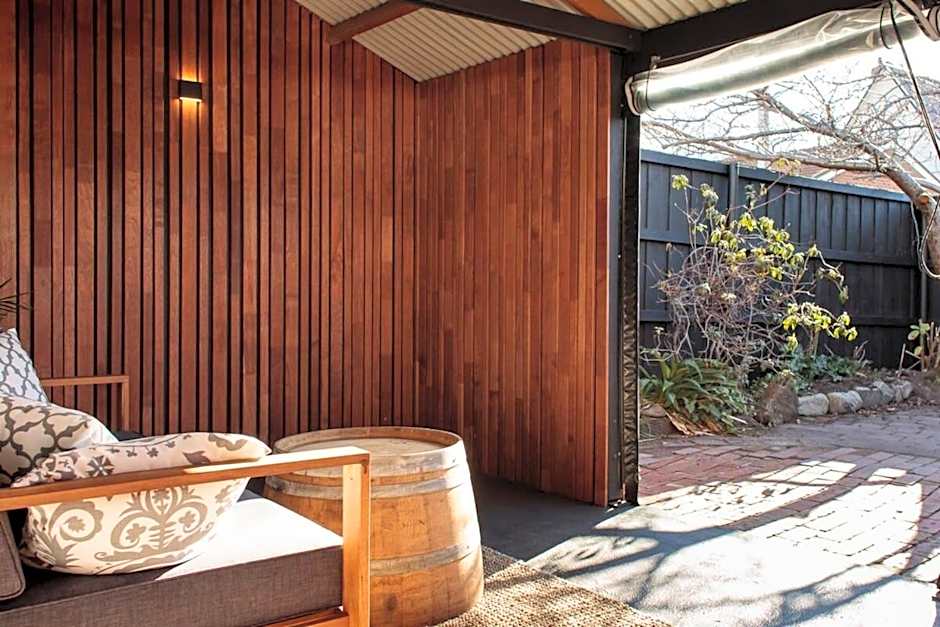 'The Hideout' Private Bungalow in Sandy Bay