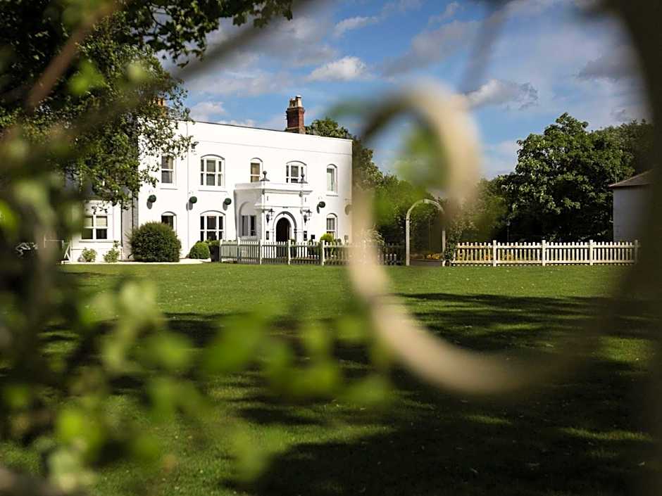 Woughton House Hotel