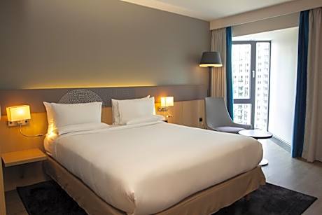 Superior Room With Queen Bed And Convertible So Fa