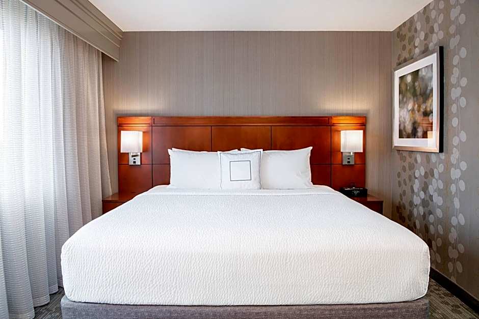 Courtyard by Marriott Edmonton West