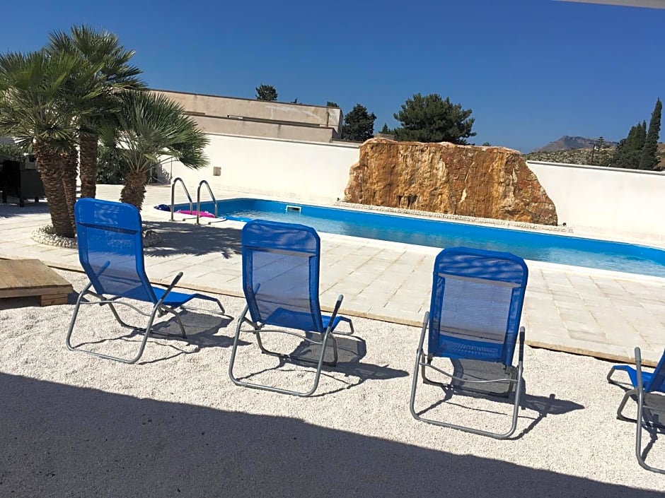 Orange Paradise Bed & Breakfast – Custonaci, CA