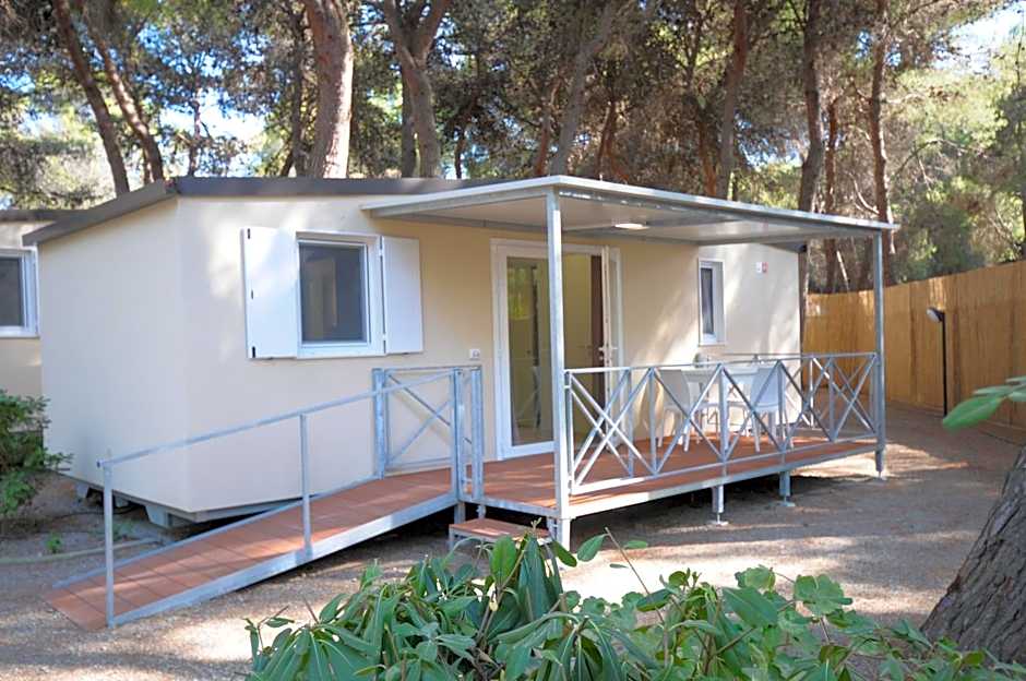 Castroboleto Village