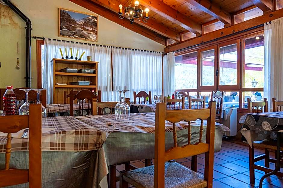 Hotel Uña Serranía Encantada