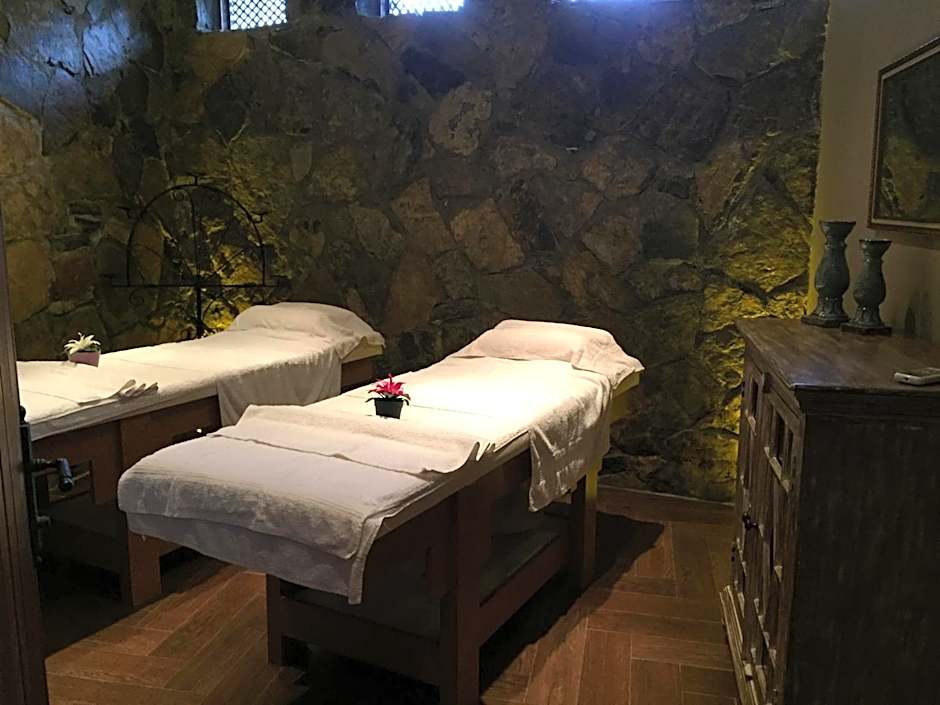 Liona Hotel & SPA