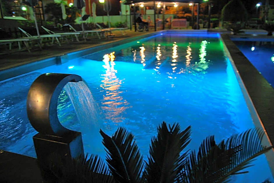 River Park Hotel