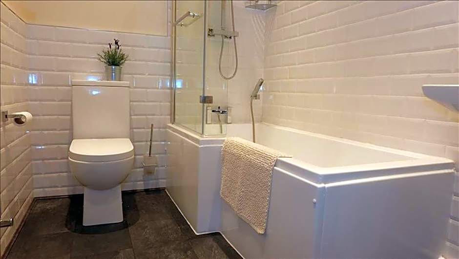 Market Place Serviced Apartments, Leek