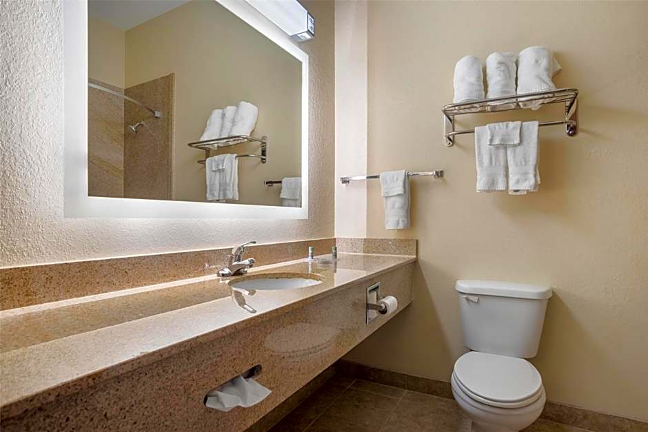 Best Western Opp Inn