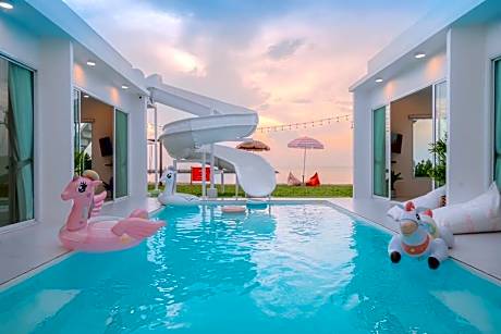 Canary Good Pool Vila