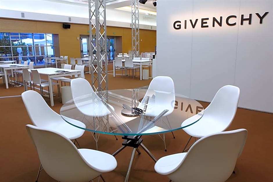 Precise House Mantegna Roma 