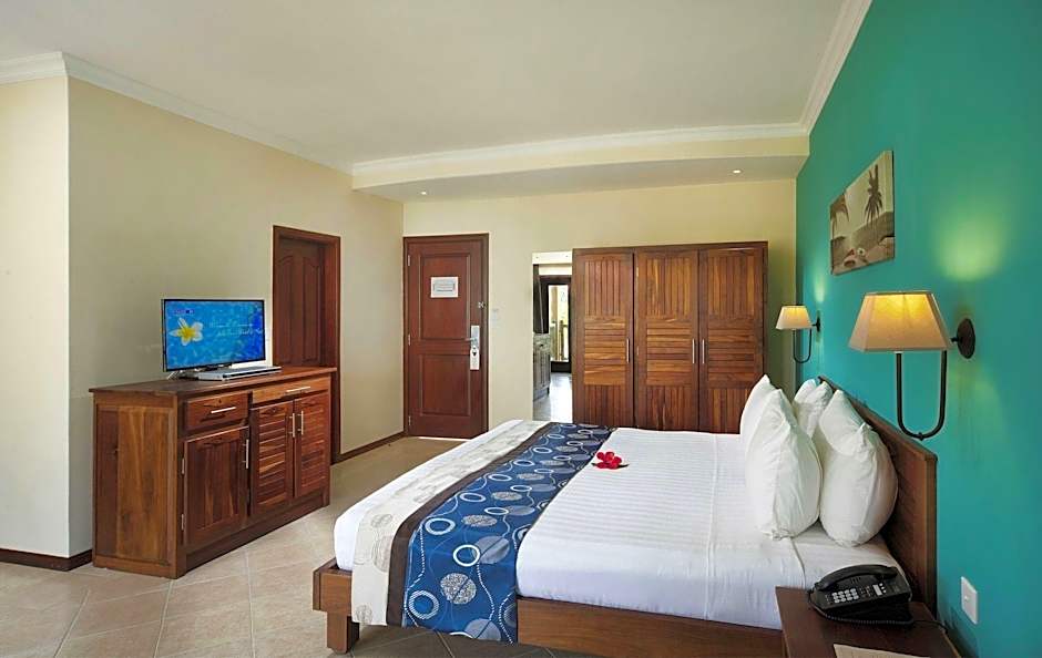 Jalsa Beach Hotel & Spa