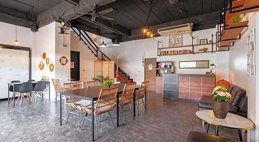Kata Station Boutique Hotel, Kata Beach