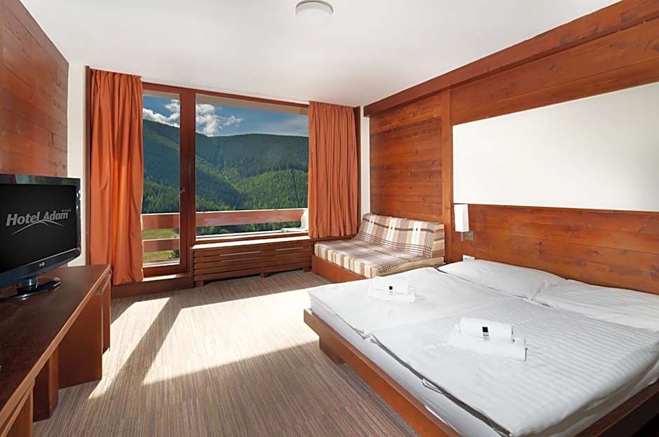 Hotel Adam