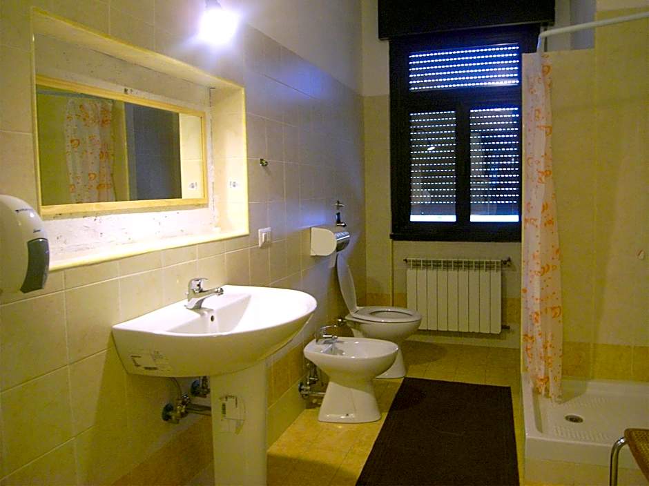 Hostel Colours