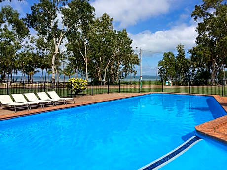 Arcadia Village Motel