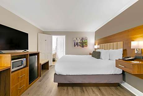 King Room with Bath Tub - Disability Access/Non-Smoking