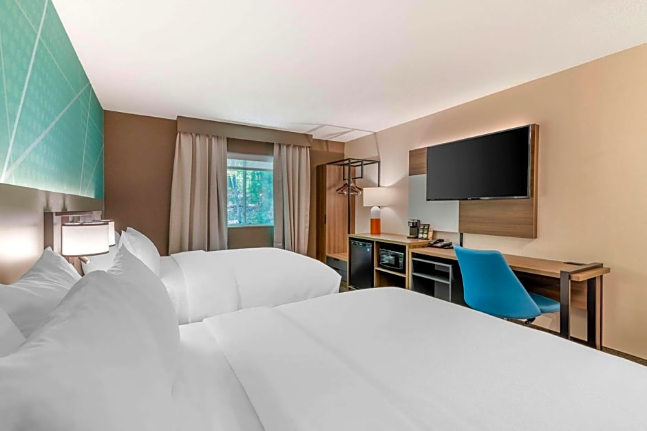 Comfort Inn & Suites Saratoga Springs